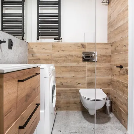 Revolution Aparts - Centrum Lodzi *