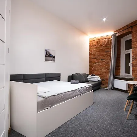 Revolution Aparts - Centrum Lodzi *